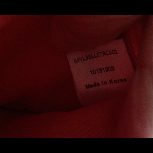 SOLD Vintage MCM Long Wallet - Picture 6 of 16